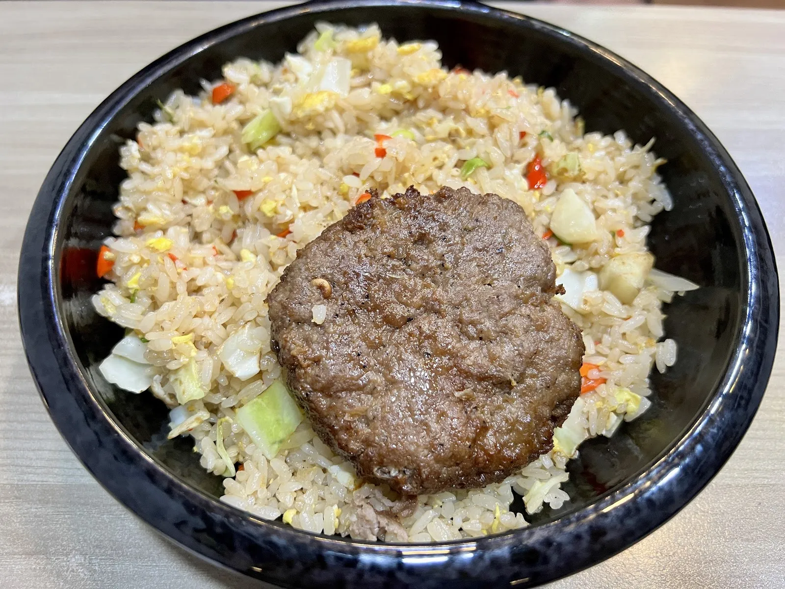 皮老闆／晚餐.宵夜專賣 (炒飯/燴麵/非寵物友善/只供外帶)