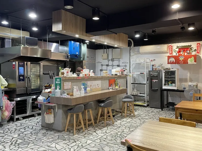 鯨歎號-板橋健康餐盒|寵物餐廳|親子餐廳|親子友善|寵物友善