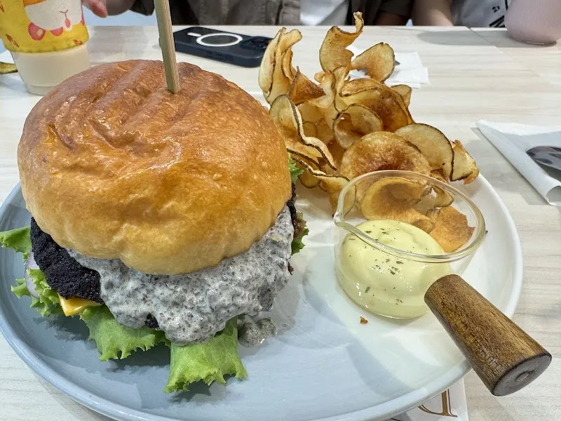 藍海子 LazyBrunch 江子翠