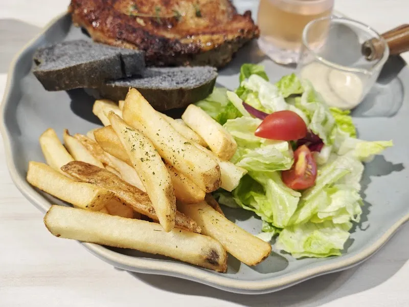 藍海子 LazyBrunch 江子翠