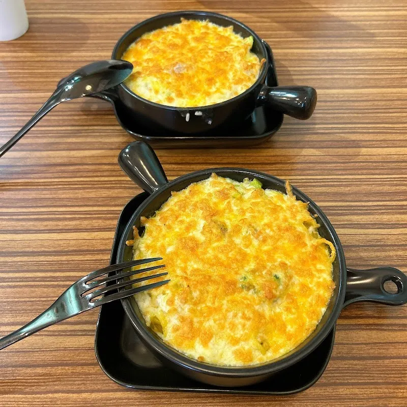 灶垰和風洋食｜寵物友善｜高雄美食｜義大利麵｜新興區美食