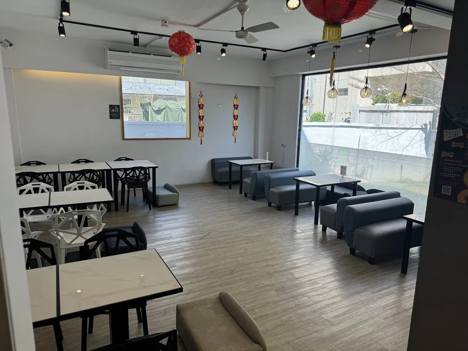 踏踏地球 Ta Ta Earth ｜親子寵物友善餐廳｜包場派對｜寵物美容 ｜寵物安親｜寵物住宿｜