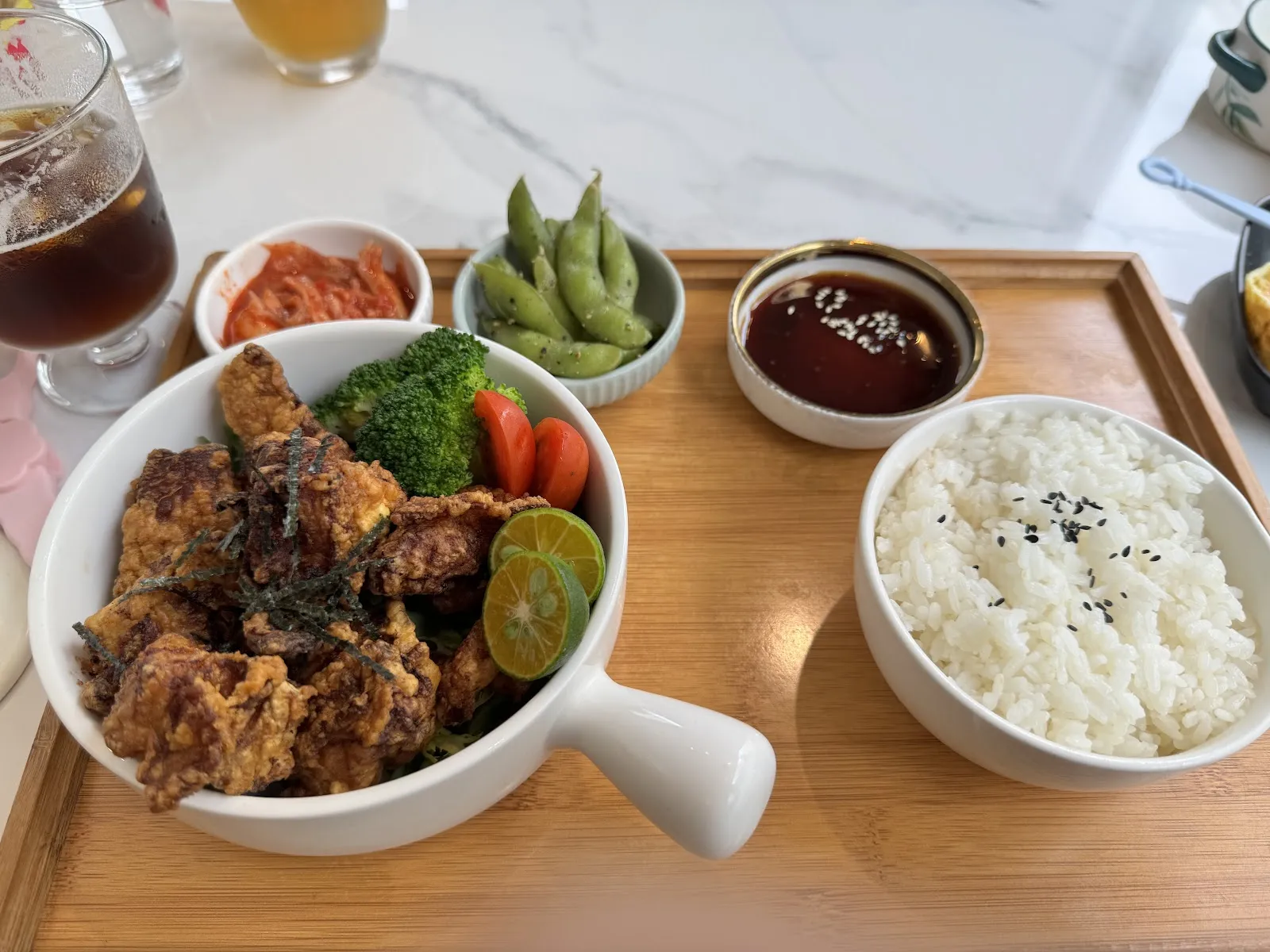 踏踏地球 Ta Ta Earth ｜親子寵物友善餐廳｜包場派對｜寵物美容 ｜寵物安親｜寵物住宿｜