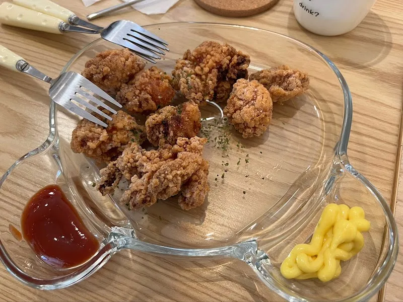 Homeme毛孩中途送養x寵物友善餐廳