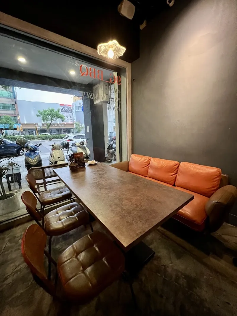 灸居 串燒居酒屋 — 台中人氣燒烤｜北屯區串燒推薦｜寵物友善餐廳｜燒肉餐酒館｜慶生約會聚餐餐廳｜台中宵夜｜炙居串燒居酒屋