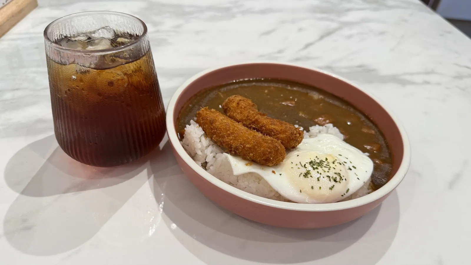 Paws Cafe 寵物友善餐廳-新莊人氣早午餐｜甜點咖啡|寵物餐廳|輕食|餐廳推薦|咖哩| 燉飯| 晚餐 | 貓咪咖啡廳 7/16公休