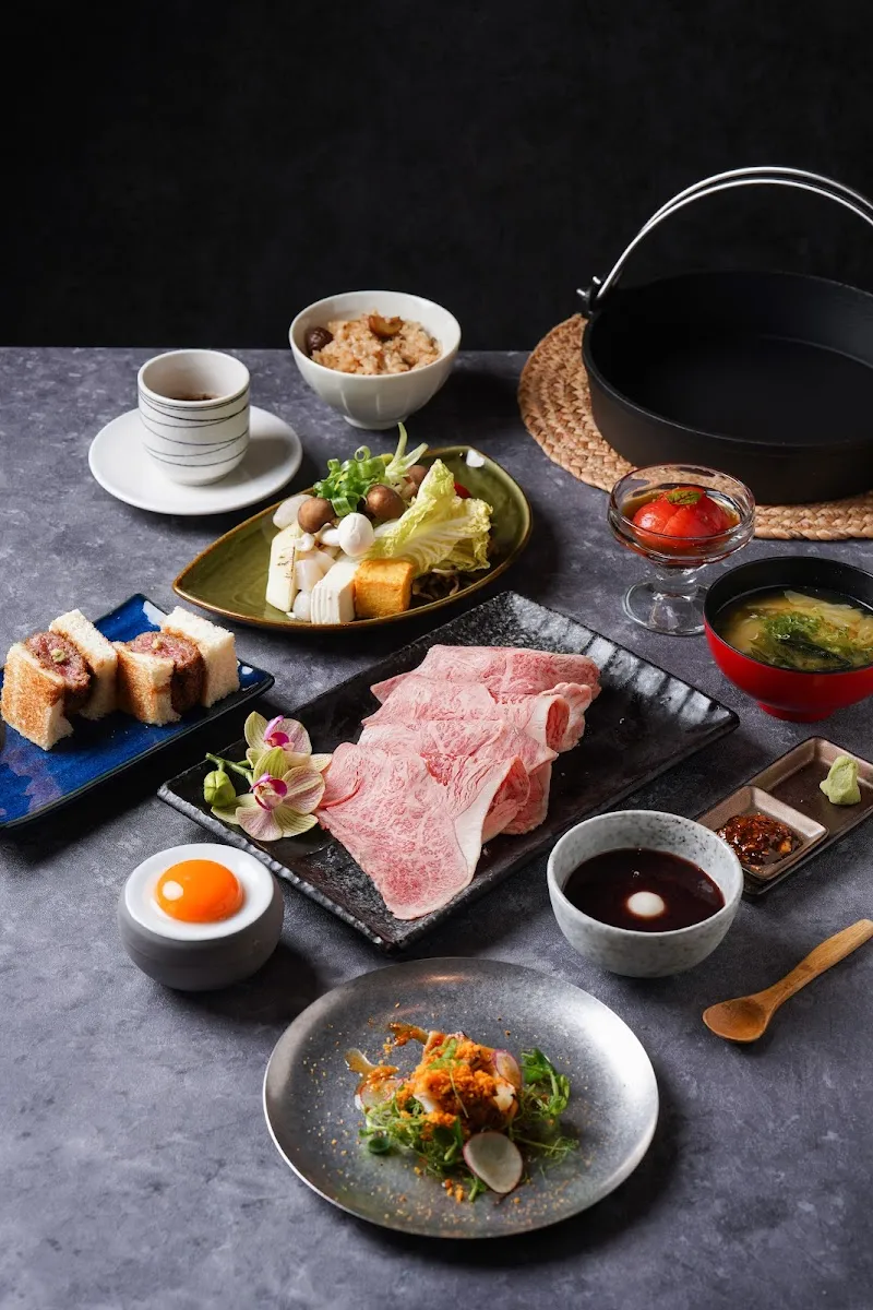 逸之牛 牛かつ·京都壽喜燒 高雄博愛店 | SUKIYAKI | STEAK | WAGYU | 巨蛋站 | SINCE 2016