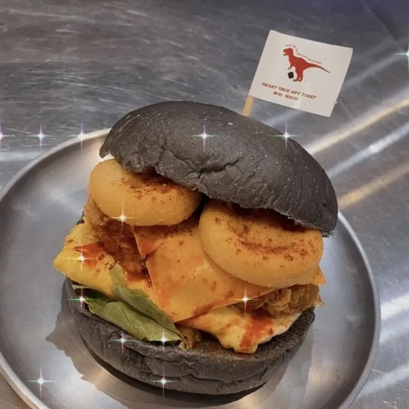 厚初黑土司-HEART TRUE 早餐-宵夜 「寵物友善」-逢甲直營店