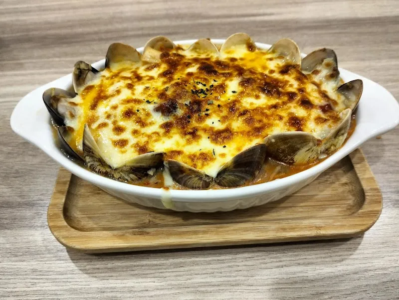 心滿義廚（義大利麵鬆餅、親子友善、寵物友善）