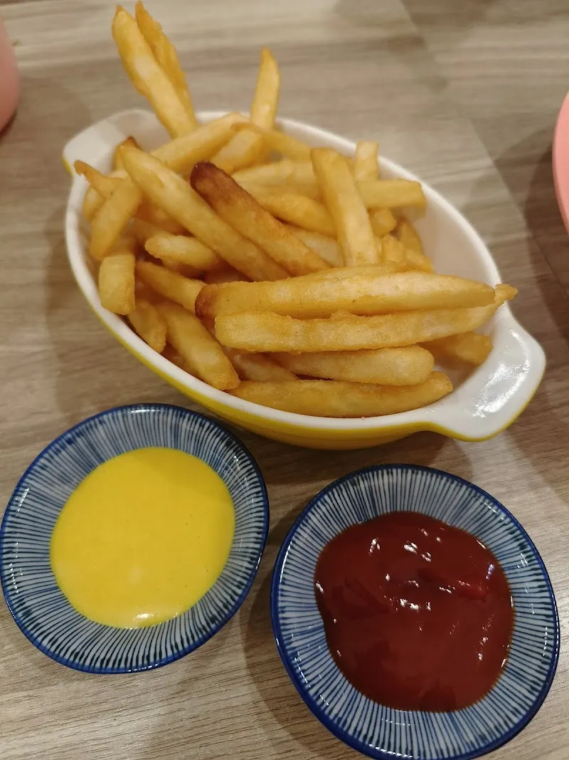 心滿義廚（義大利麵鬆餅、親子友善、寵物友善）