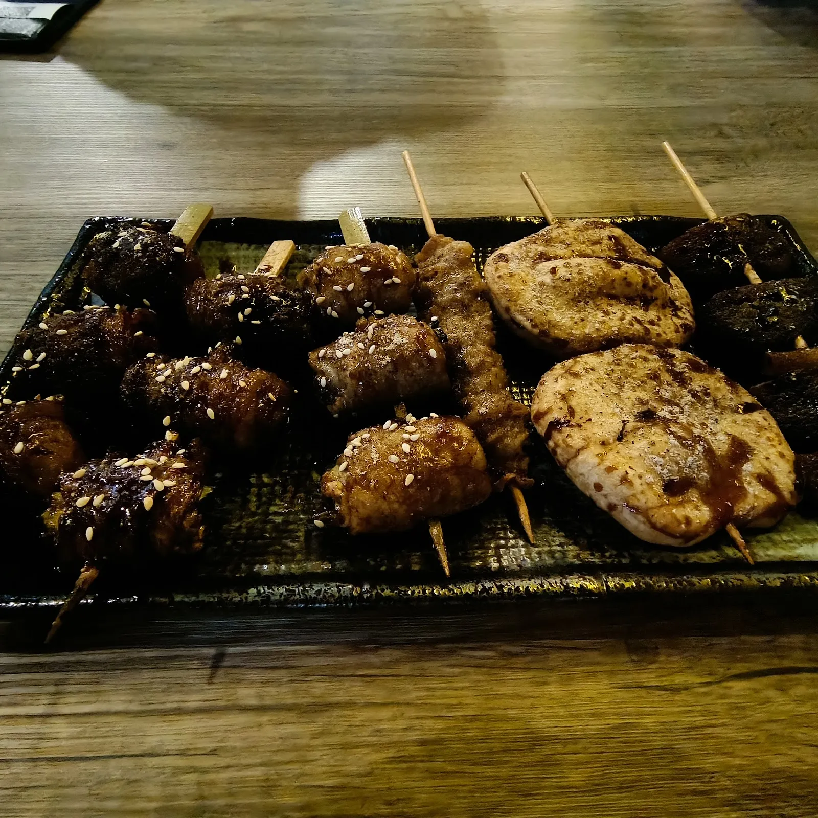 晶隼泰夯(泰式陶鍋、泰式船麵、串燒、烤魚、海尼根生啤 )『泰夯串燒2號店』寵物友善餐廳