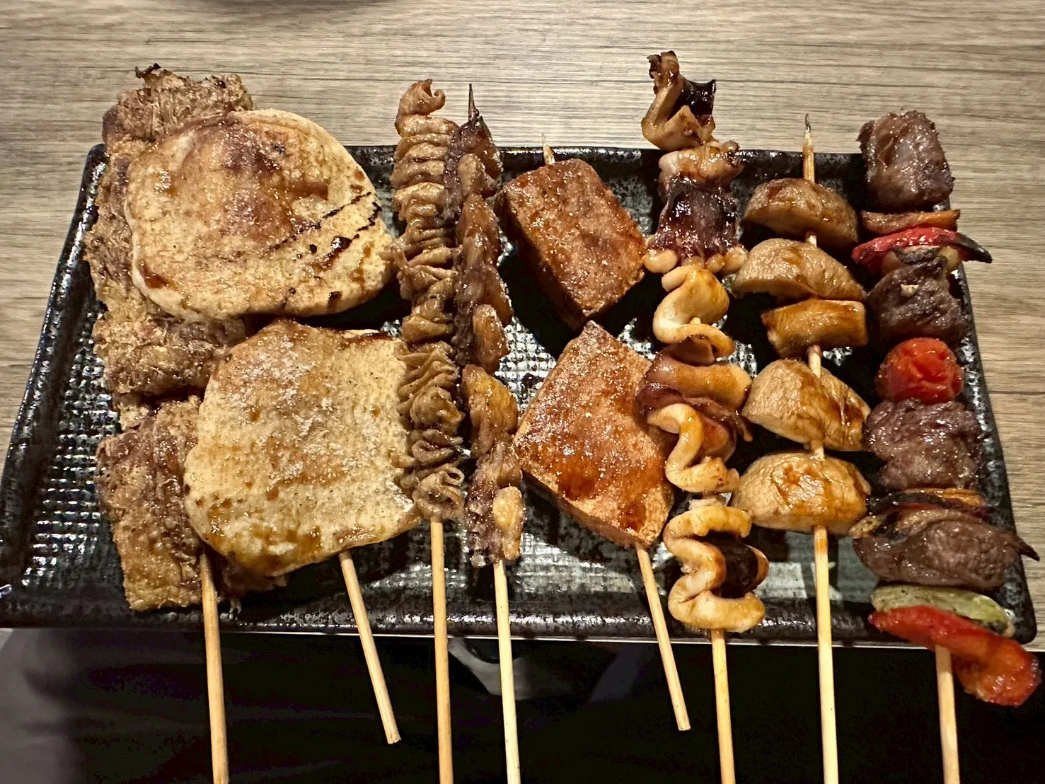 晶隼泰夯(泰式陶鍋、泰式船麵、串燒、烤魚、海尼根生啤 )『泰夯串燒2號店』寵物友善餐廳