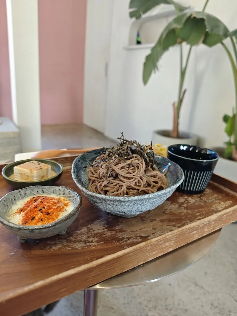 WUGAO遊狗（150公分以下孩童禁止進入泳池區）