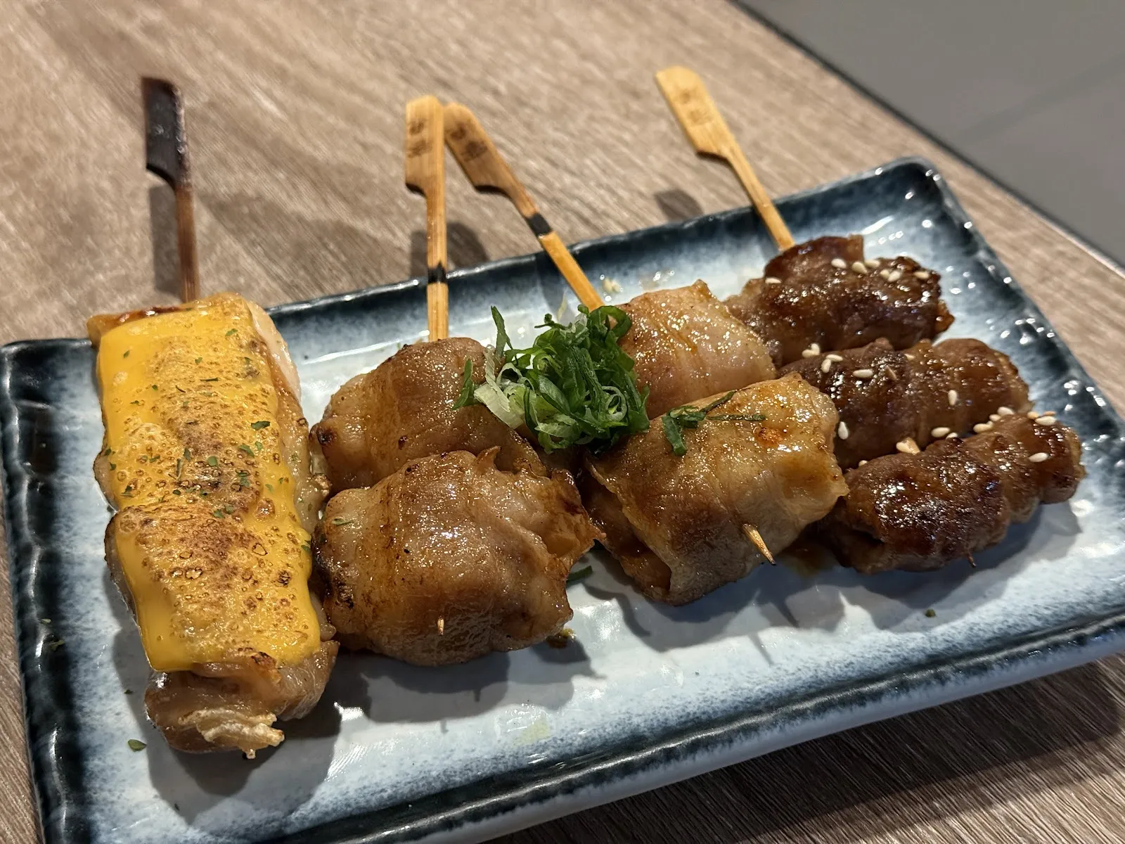 容燒居酒屋-南屯文心總店