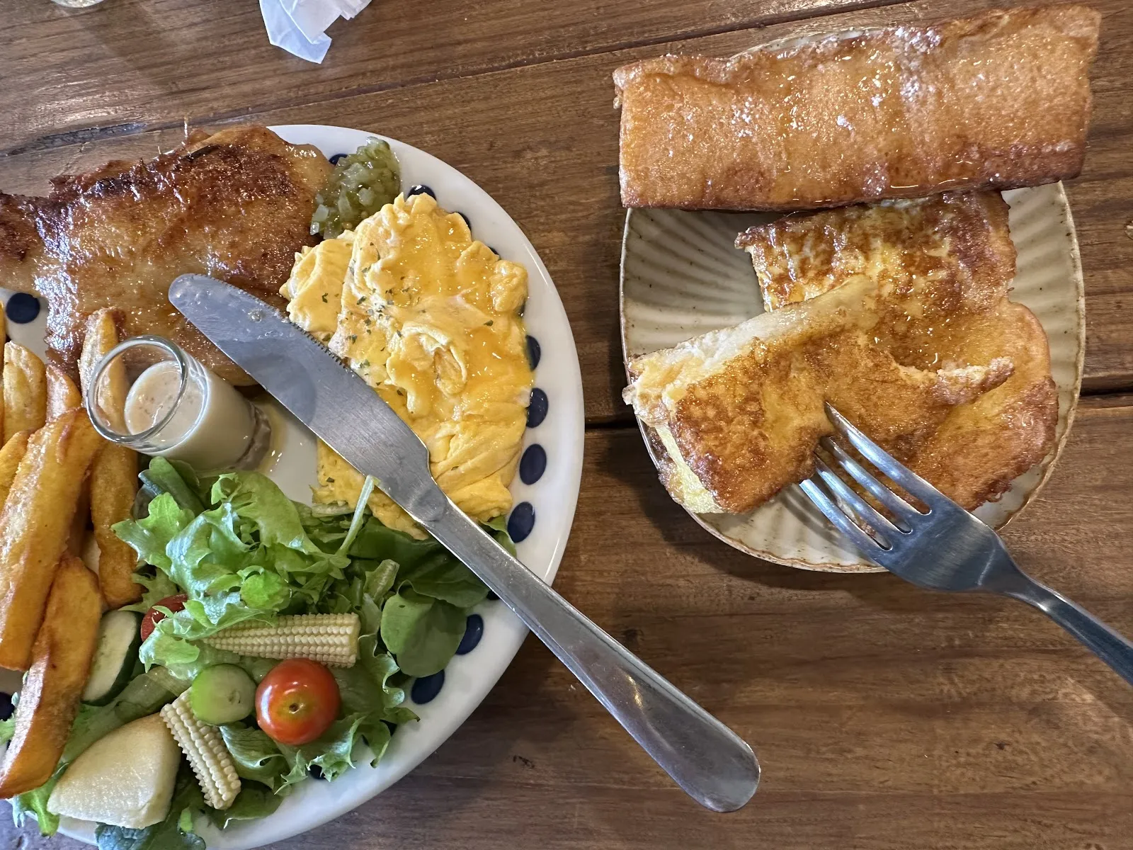 煦煦(只收現金，無開放訂位，15：00最後出餐