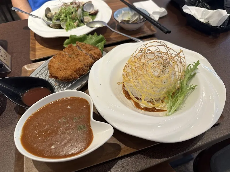 逅（ㄏㄡˋ）巷-咖啡(週四公休)寵物友善/義大利麵/咖哩•丼飯/日式炸豬排