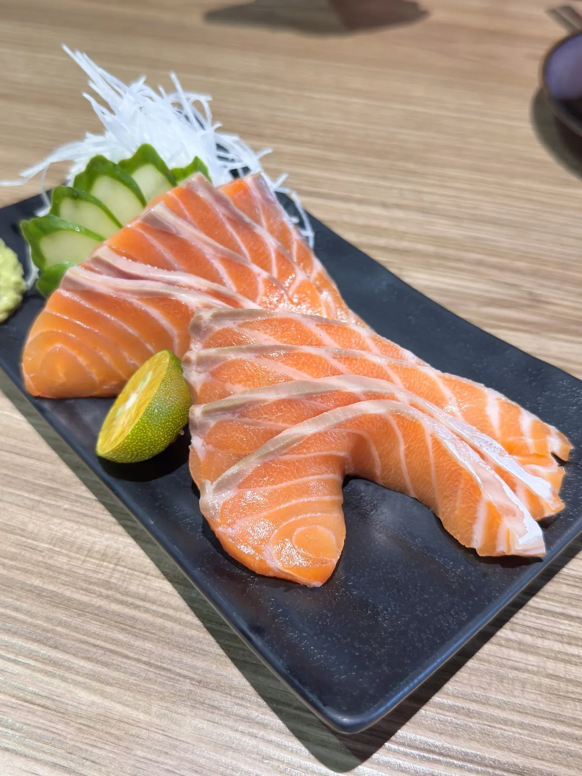 食客稻日式料理｜生啤買三送一｜居酒屋｜板橋美食｜生魚片｜寵物友善餐廳