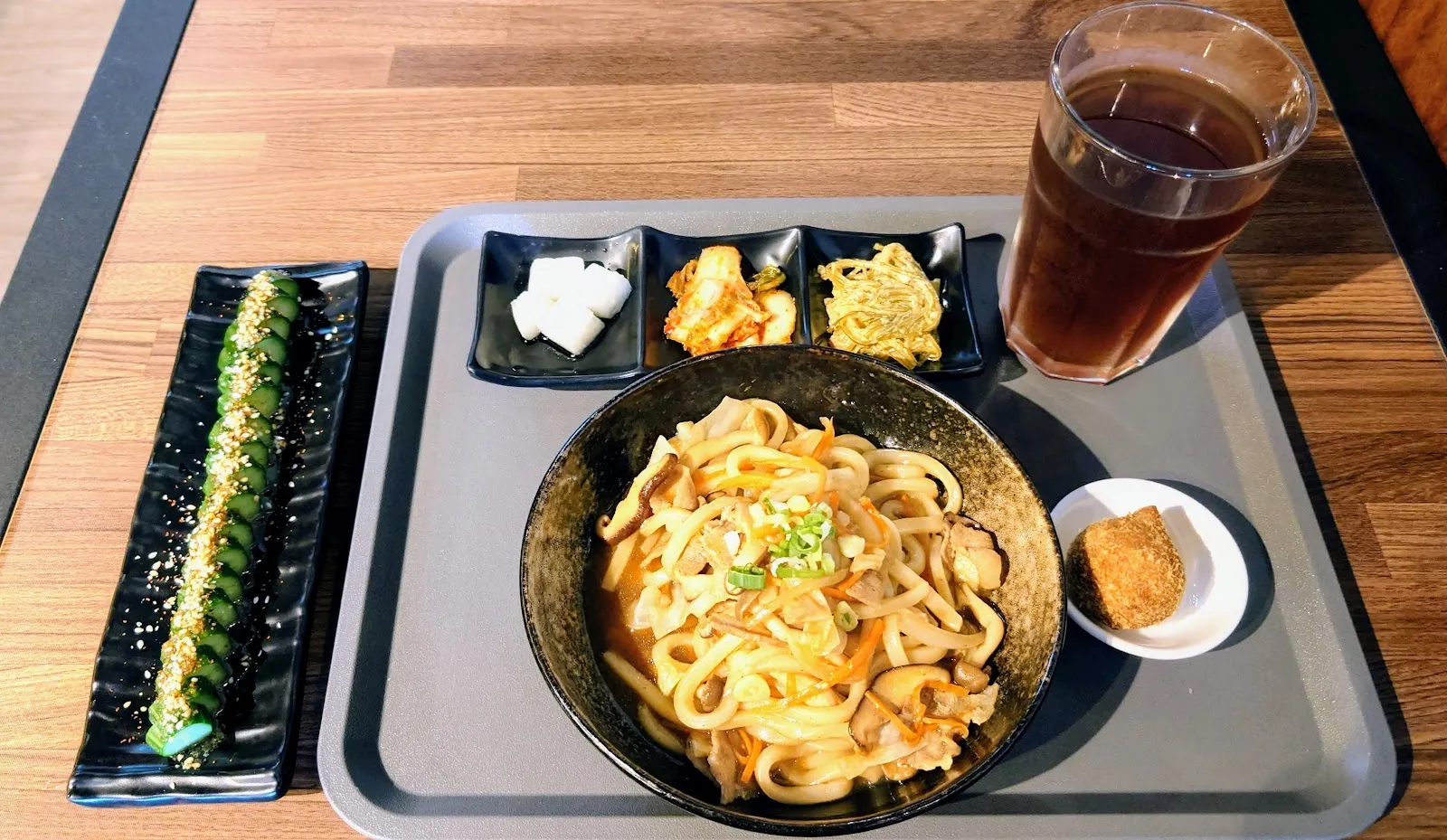 柴聚(寵物友善餐廳) 訂位或外帶訂餐可洽LINE@730gtceg詢問