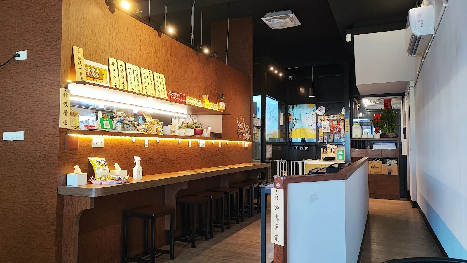 柴聚(寵物友善餐廳) 訂位或外帶訂餐可洽LINE@730gtceg詢問