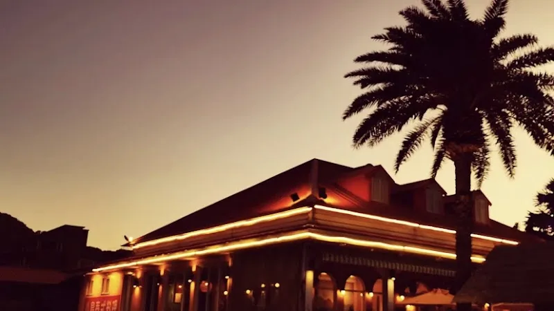 Island小島泰式料理