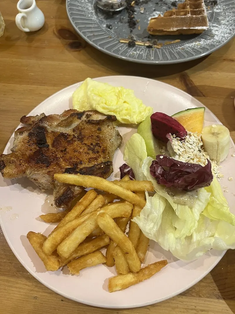 Bon appétit 葩那貝蒂 每週三為固定公休 （假日不接受訂位）7/7（ㄧ）、7/19（六）公休