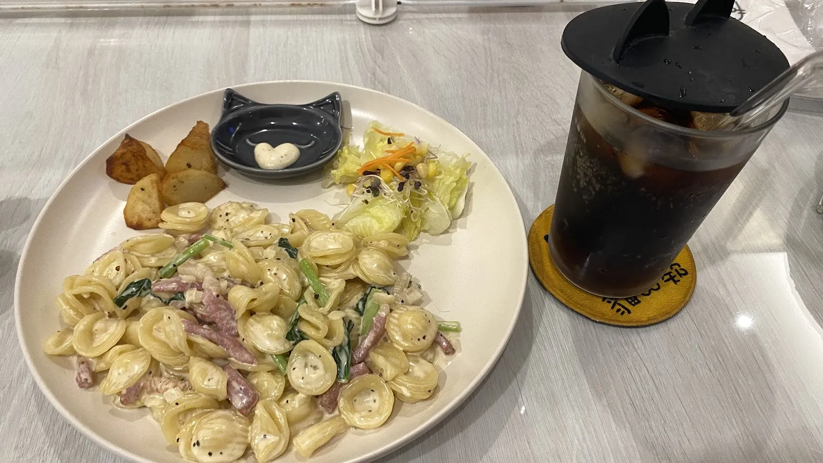 貓欸Camulet有貓陪吃的貓咪餐廳（無接待13歲以下小朋友）