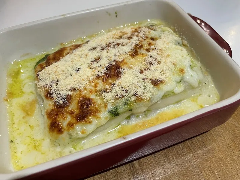 薇甜 Livia's kitchen-千層蛋糕｜午晚餐｜Q餡麻糬吐司｜（不定期公休平日）