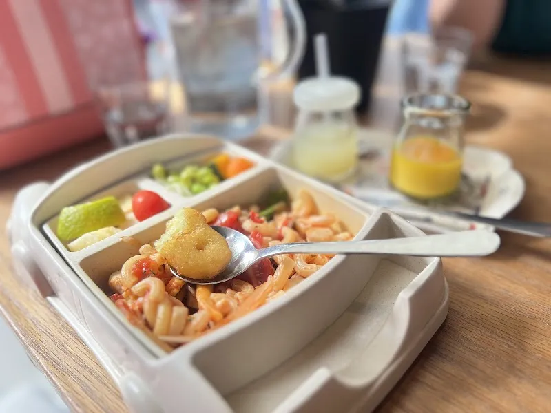 瑪莉桃桃親子生活餐廳｜高雄美食｜高雄親子｜親子餐廳｜包場餐廳｜素食｜葷素皆宜｜三民區美食｜義大利麵｜鍋物｜慶生餐廳 ｜泰式