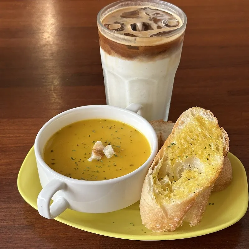 瑪莉桃桃親子生活餐廳｜高雄美食｜高雄親子｜親子餐廳｜包場餐廳｜素食｜葷素皆宜｜三民區美食｜義大利麵｜鍋物｜慶生餐廳 ｜泰式