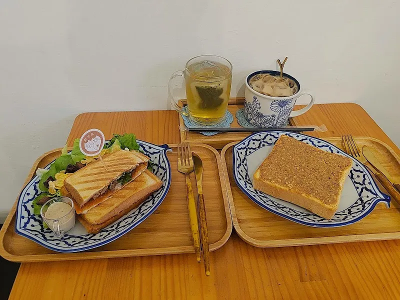 愛毛客複合式餐廳