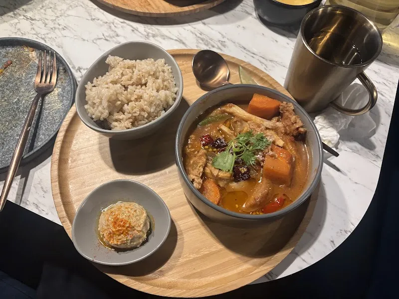 BaganHood 蔬食餐酒館