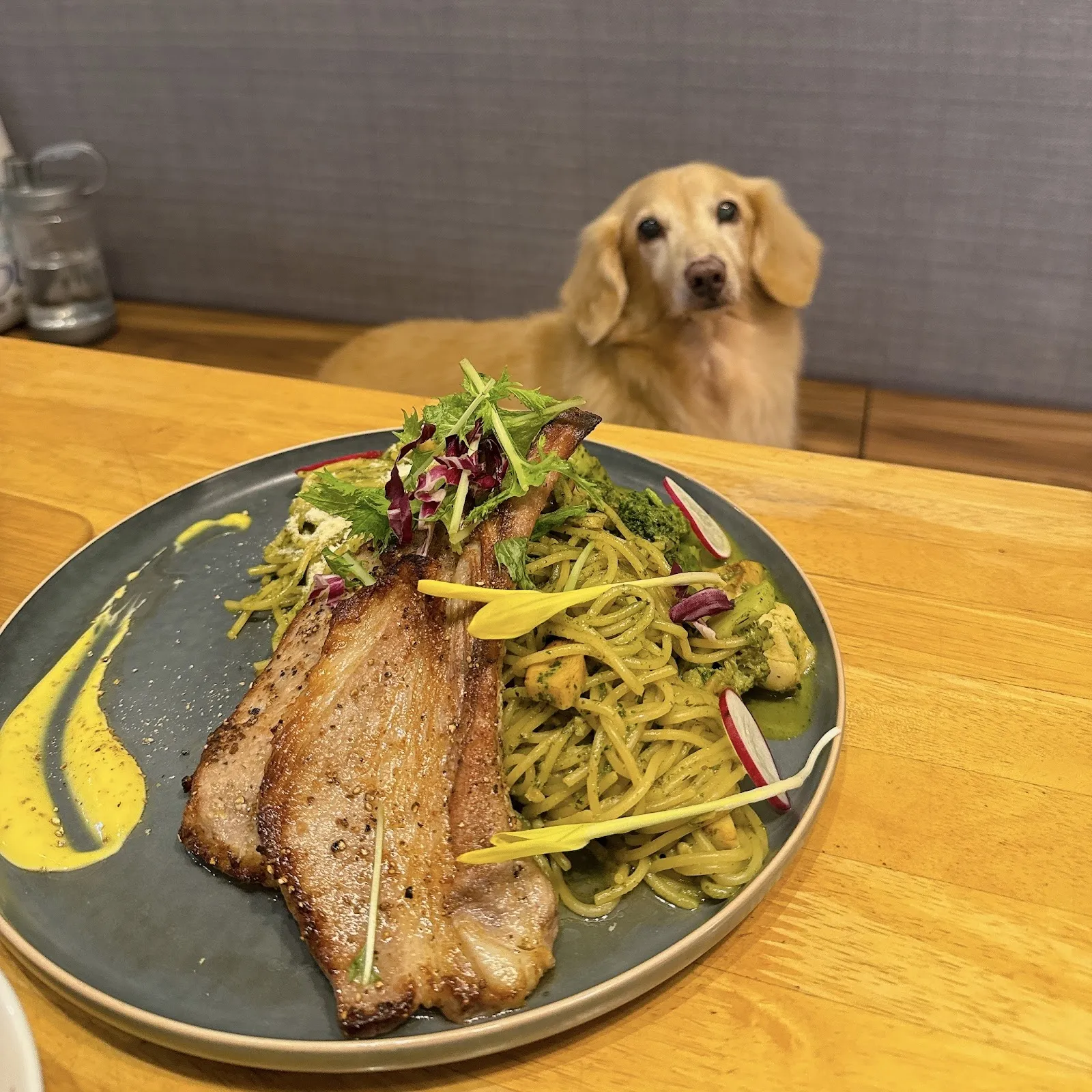 森林小徑-大墩店（供餐至20:00）｜親子寵物友善餐廳｜火鍋｜義式料理｜早午餐｜下午茶｜火山鬆餅｜