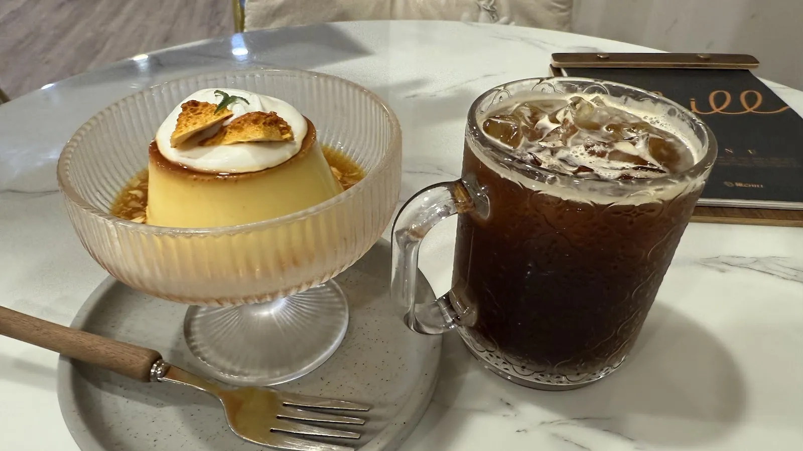 鞦CHILL Cafe & Bistro