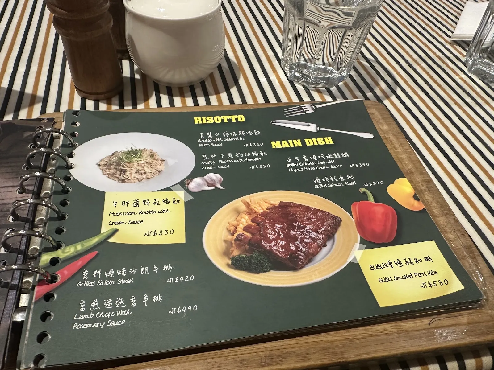 PS BUBU 金屋藏車食堂【台北寵物友善餐廳】士林天母推薦寵物餐廳|親子餐廳|狗狗咖啡廳|網紅餐廳|汽車主題餐廳|寵物鮮食料理