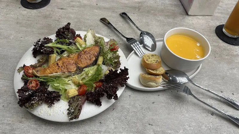 陸鄰.陸街.BRUNCH