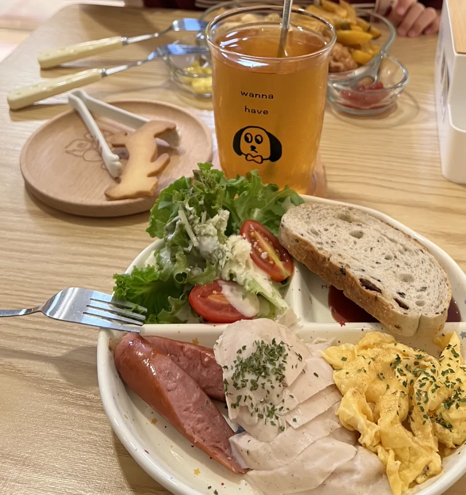 Homeme毛孩中途送養x寵物友善餐廳