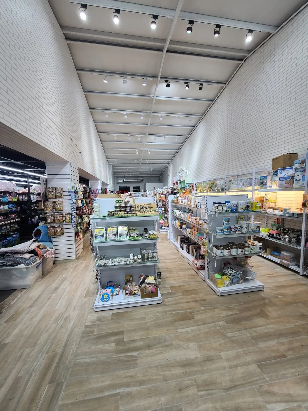 宜吉寵物用品店