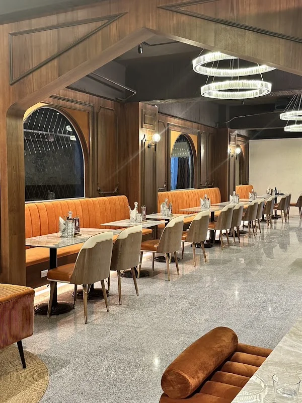 JiNHER 今鶴 - 義式餐酒館台南安平店｜早午餐全日供應｜最後點餐為20:30